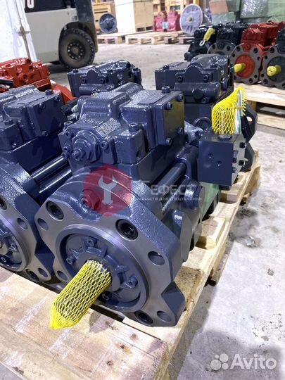 Основной насос JCB JS210