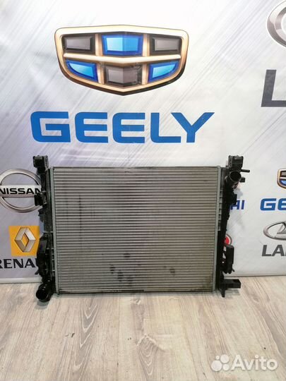Радиатор охлаждения двигателя основной Renault log