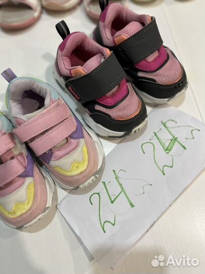 Сандалии и кроссовки для девочки