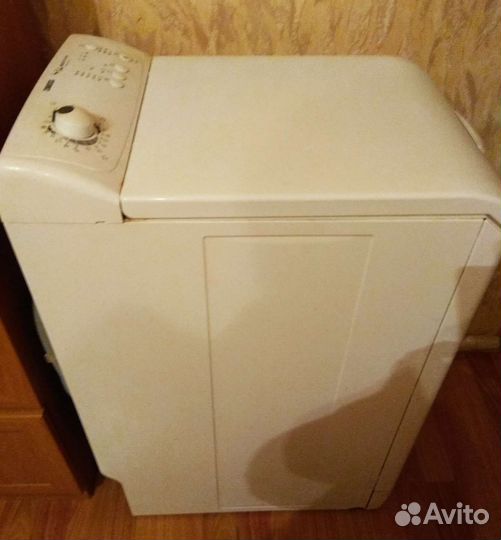 Стиральная машина с вертикальной загрузкой