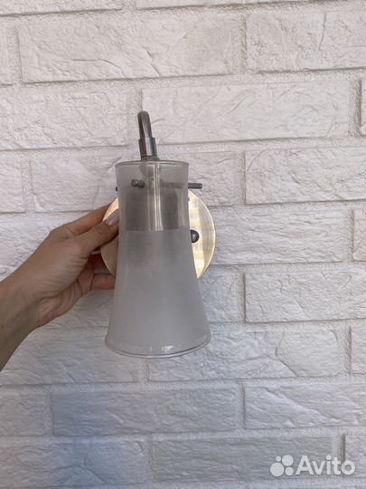 Светильник настенный