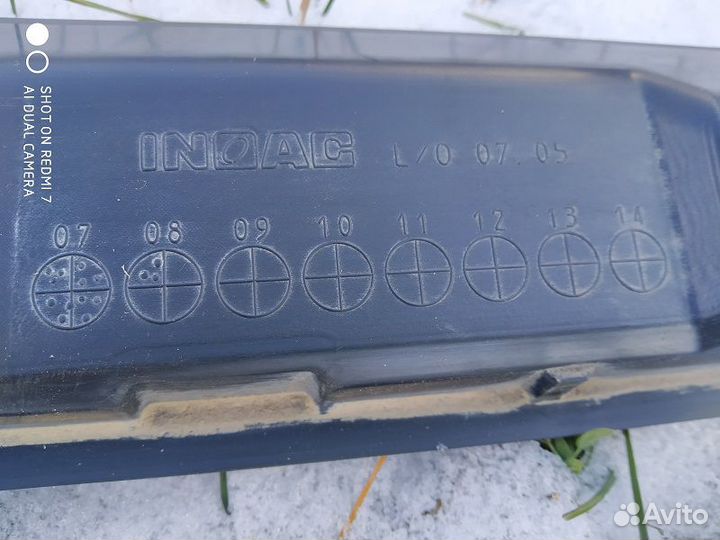 Накладка порога правая Toyota Premio/Allion 2007