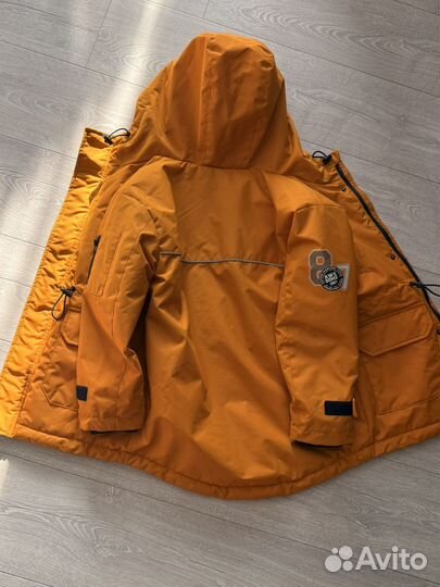 Демисезонная куртка для мальчика 134 размера