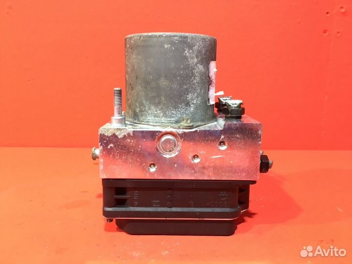 Блок ABS для Hyundai Santa Fe CM D4EB 2.2 (Б/У)