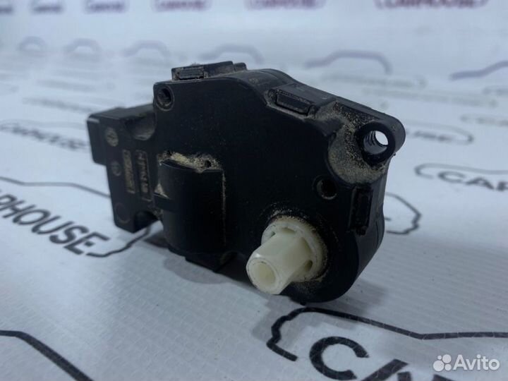 Моторчик заслонки печки Volkswagen Touareg NF