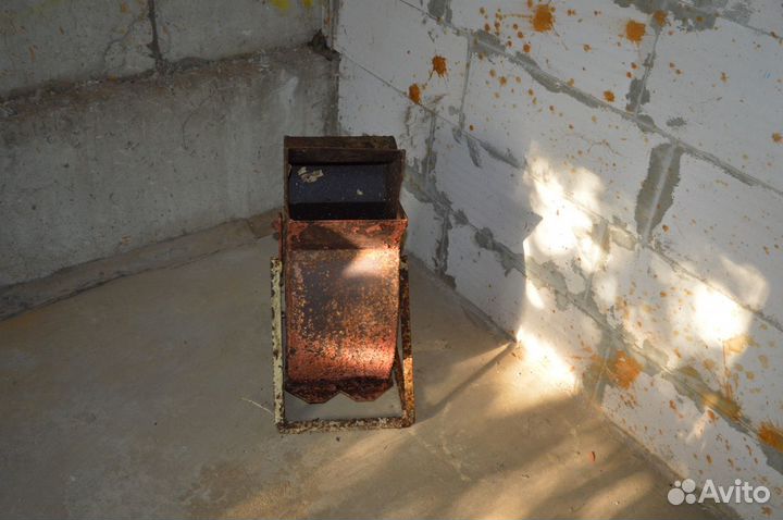 Легендарная урна пингвин. Бесплатно привезу