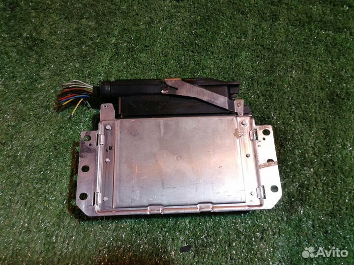 Блок управления АКПП AMB 8E0927156T Audi A4 B6 8EC