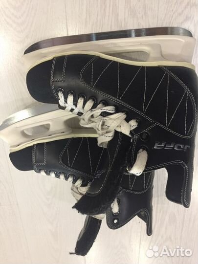 Продам коньки хоккейные