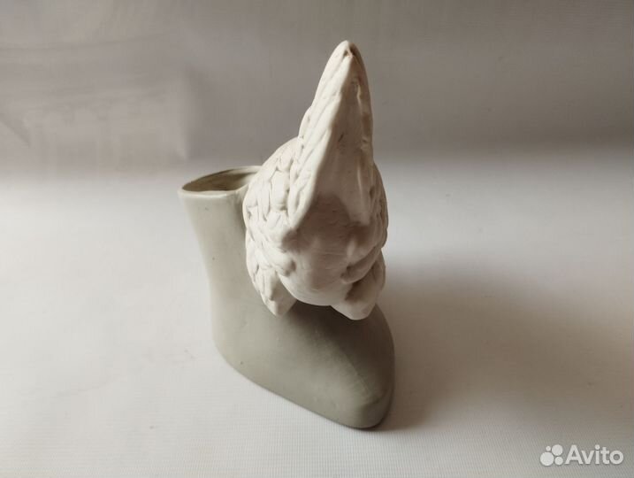 Статуэтка фарфор. Курица и жук. Царская. Зусман