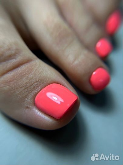 Маникюр,педикюр