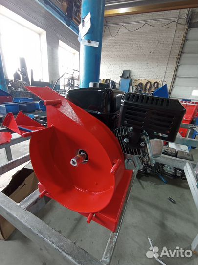 Измельчитель травы и веток 2в1 утр-1331