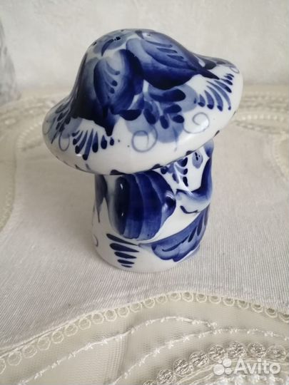 Солонка Гриб - Боровик, Гжель