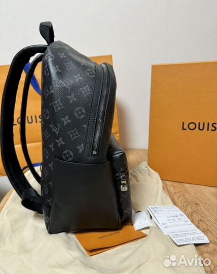 Louis Vuitton Discovery