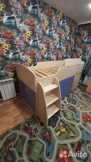 Кровать чердак