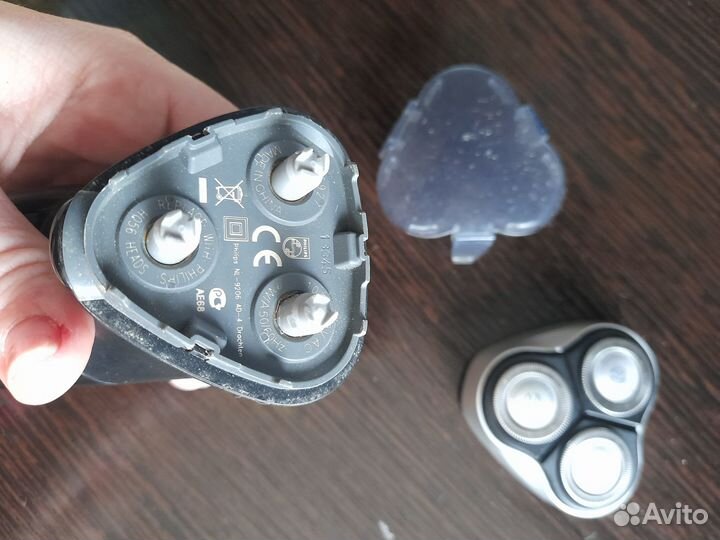 Электробритва Philips CW2751