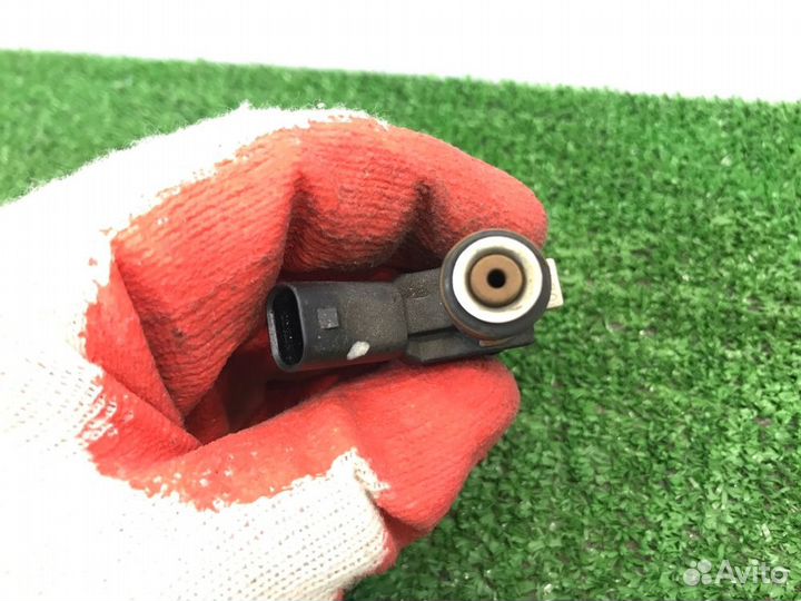 Форсунка инжекторная Mercedes-Benz Slk-280 R171