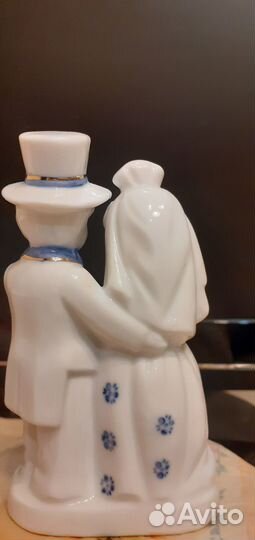 Фарфоровые статуэтки