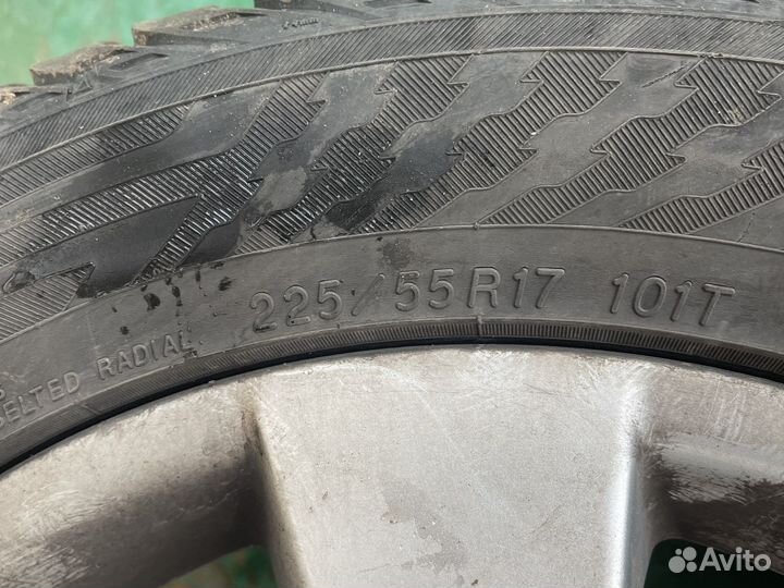 Yokohama Ice Guard Stud IG55 225/55 R17
