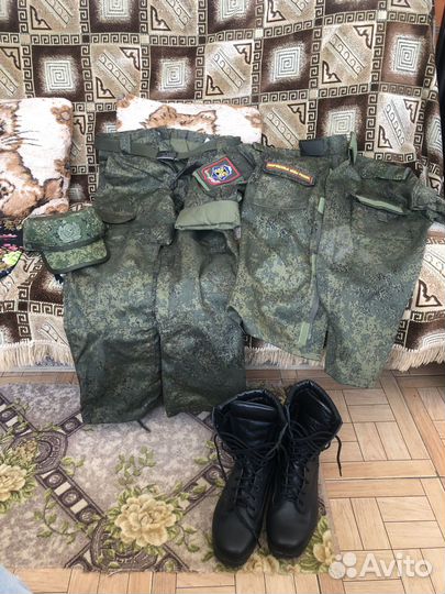 Вкпо, уставная военная форма с берцами