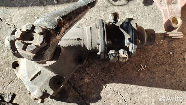Рулевой редуктор Урал
