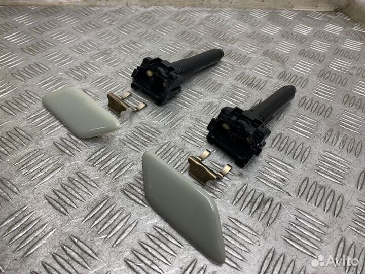 Форсунка омывателя фар Toyota Camry V70 2grfks