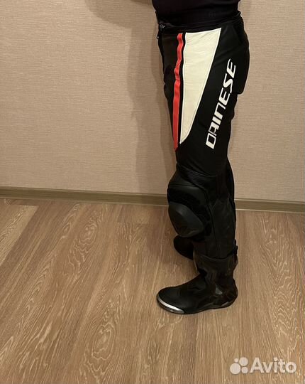 Кожаный мотокомбинезон раздельный dainese assen 2