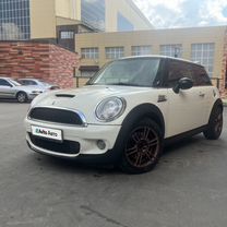 MINI Cooper S 1.6 MT, 2008, 237 800 км, с пробегом, цена 790 000 руб.