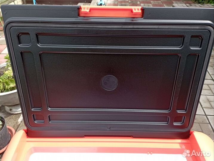 Автомобильный холодильник alpicool c 40