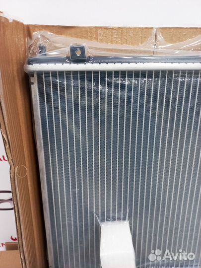 Радиатор охлаждения Mitsubishi Lancer 9 2003-2010