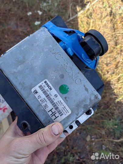 Эбу x25xe, тросик капота