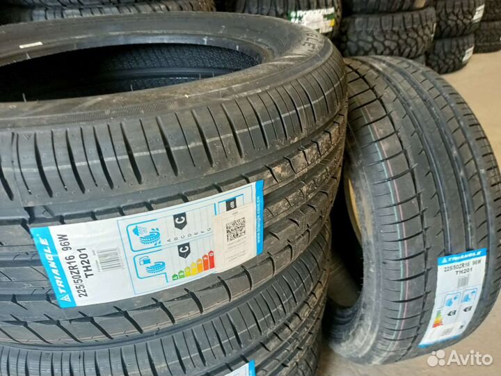 Triangle TH201 225/50 R16 96W