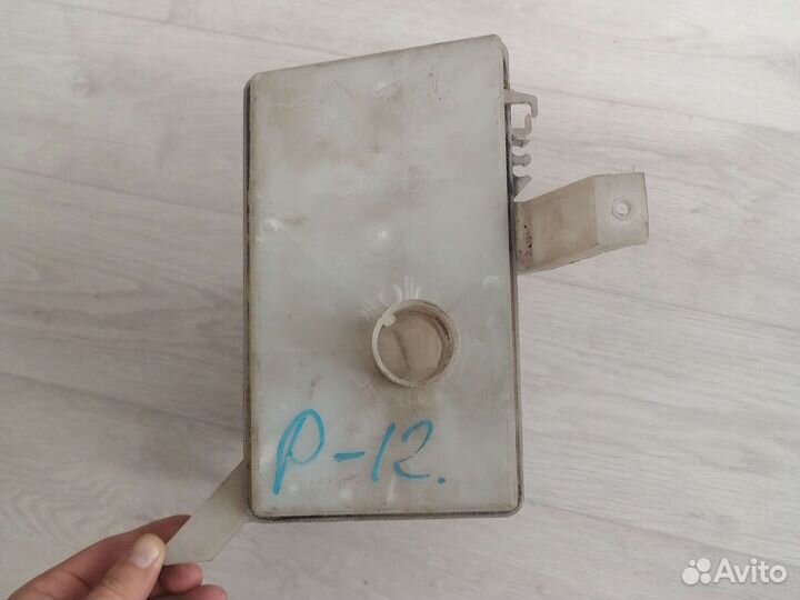 Бачок омывателя nissan primera p12