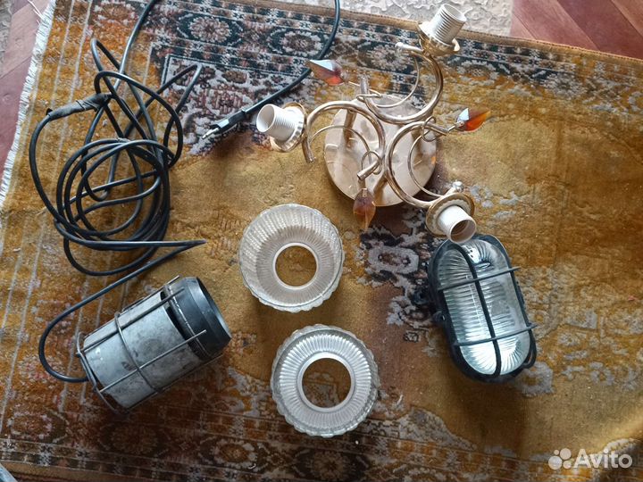 Светильник потолочный