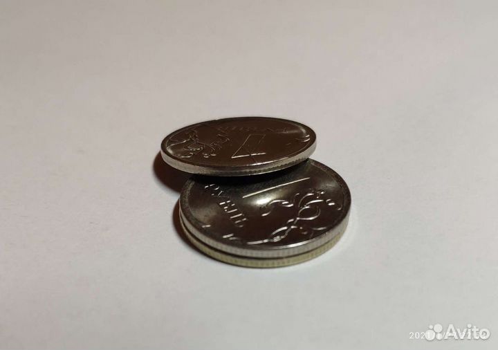 Монета с заводским браком