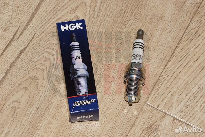 Свеча зажигания NGK RB25 RB26 1JZ 2JZ EJ20 2.0FSI
