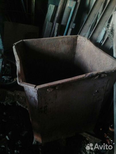 Мусорный бак бу