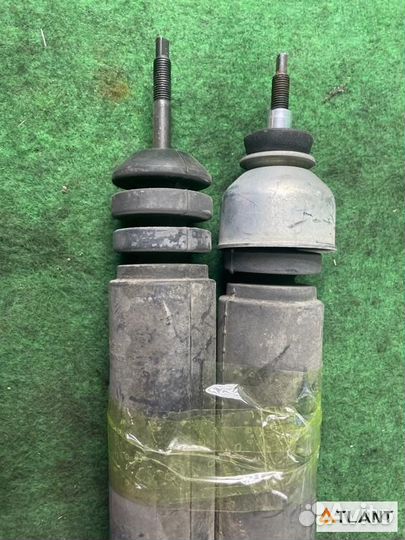 Амортизатор задний nissan leaf