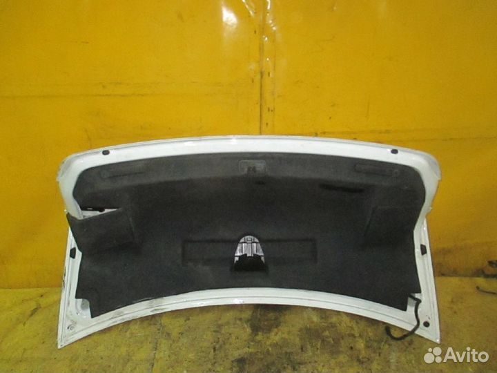Крышка багажника на Audi A4