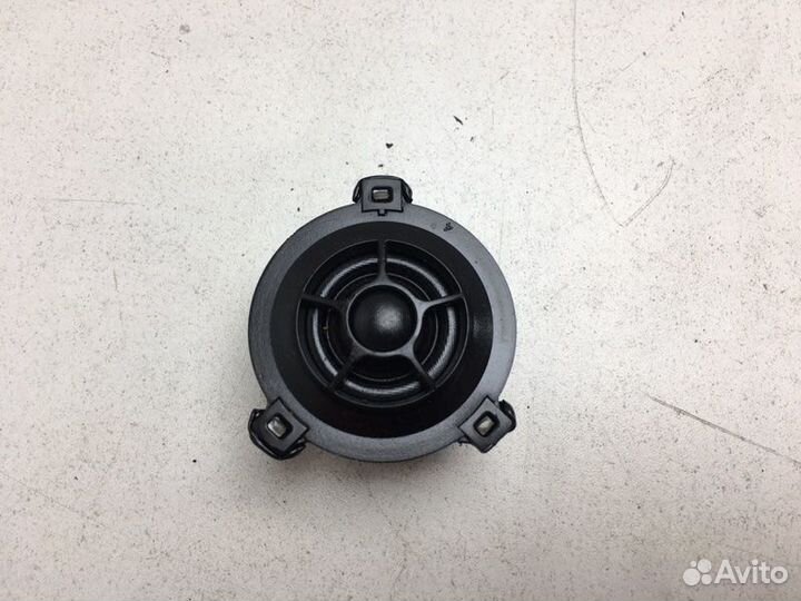 Динамик задний правый Volkswagen Touareg 3 CR 3.0