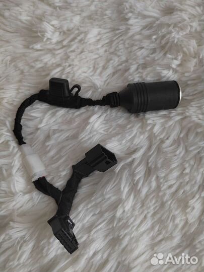 Адаптер для подключения видеорегистратора на шкоду