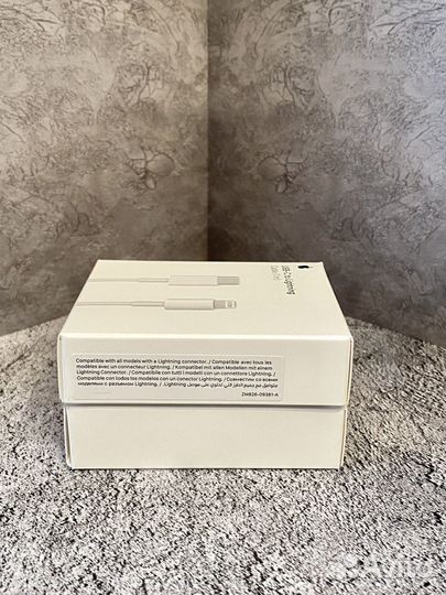 Зарядный кабель iPhone USB-C/Lightning оригинал