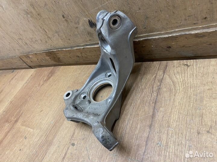 Кулак поворотный передний правый Skoda Kodiaq 17+