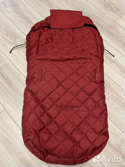 Меховой конверт в коляску из овчины