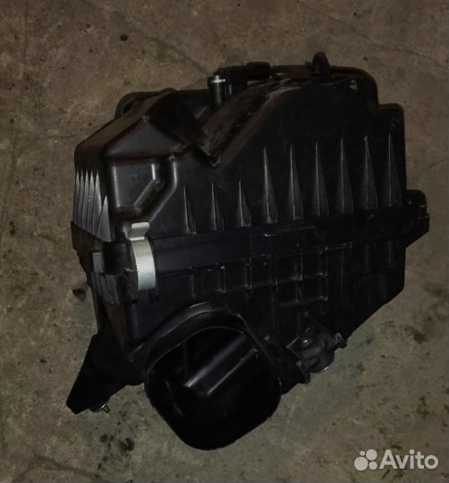 Корпус воздушного фильтра Honda CR-V4