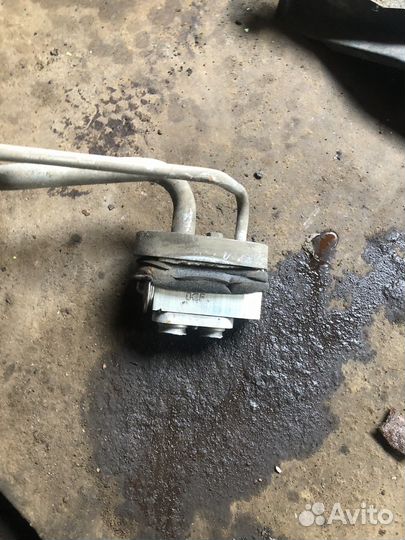 Трубка кондиционера nissan almera n16 1.8