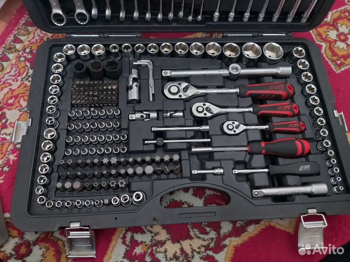 Набор ключей