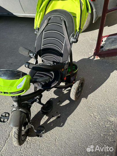 Трехколесный велосипед