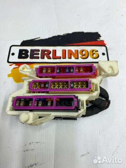 Блок предохранителей Audi A6 4G2 chva 2011