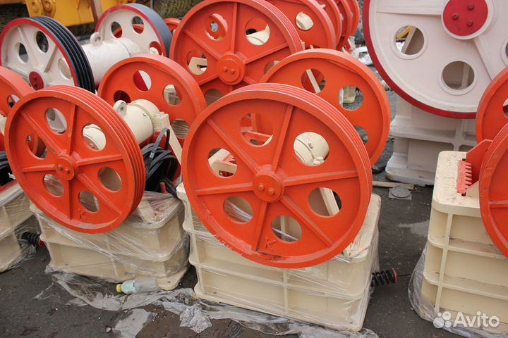 Щековая дробилка PE 200х300