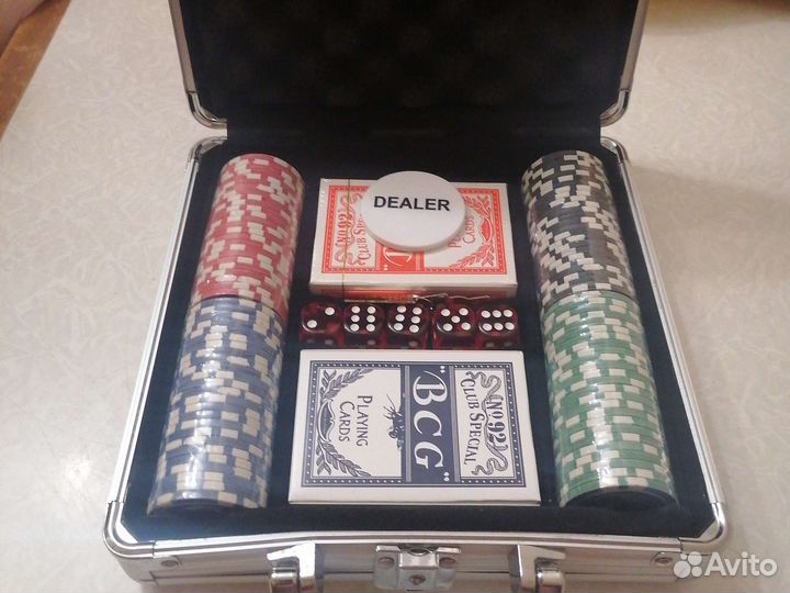 Набор для покера 300 фишек
